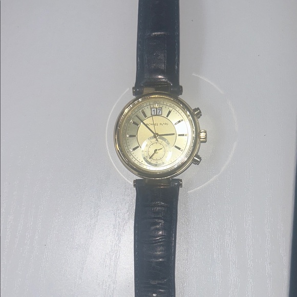 Michael Kors Sawyer Gold and Black Leather Watch - Picture 1 of 7